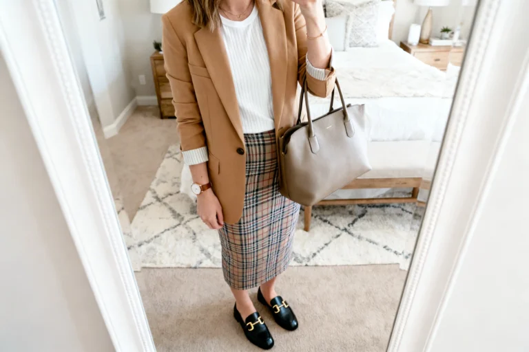 7 Teacher Outfits Dress to Impress Style That Make Monday Feel Like Friday