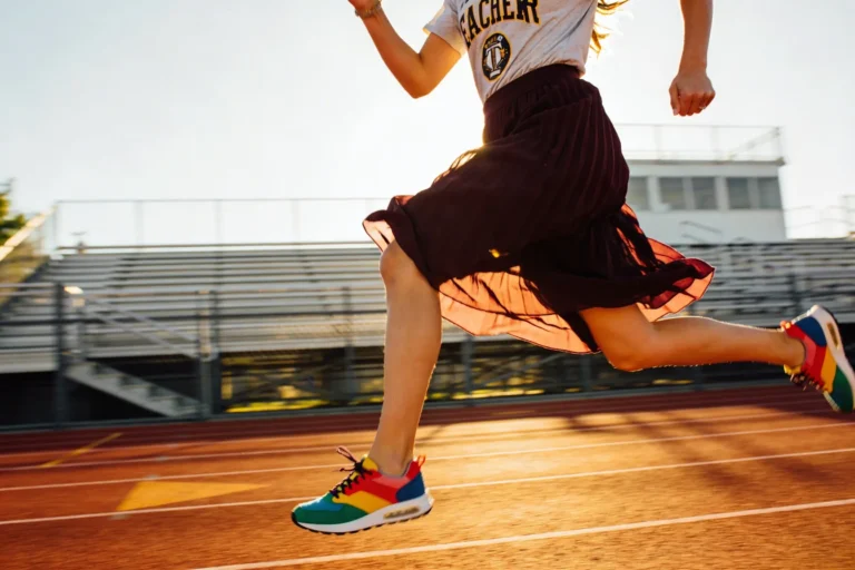 7 Teacher Sports Day Outfit: Bold, Comfy Looks for the Win